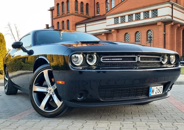 Dodge Challenger cena 135000 przebieg: 25993, rok produkcji 2019 z Jedlicze małe 742